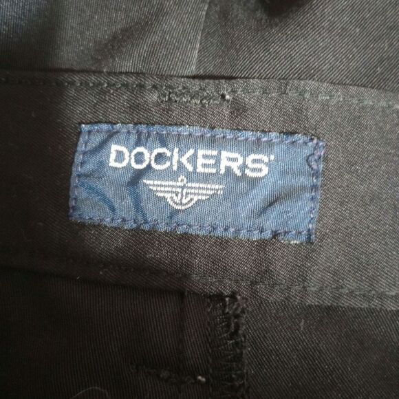 Dockers Shorts Men's 42‎ Black Chino - Picture 3 of 5